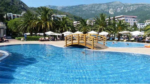 室外游泳池水處理如何達(dá)標(biāo)？